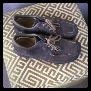 Keen size 11 shoes